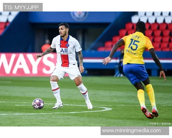 维迪欺与海伦芬的激烈对决揭示了足球战术与团队协作的重要性